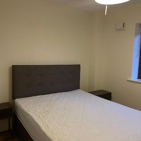 Private Room In A New Shared Apartment Мэйнут Экстерьер фото